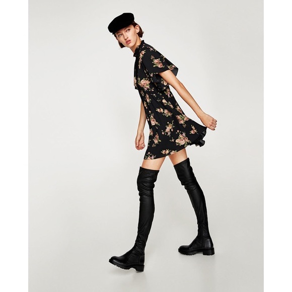 Flutter sleeve dark floral minidress - Picture 3 of 5